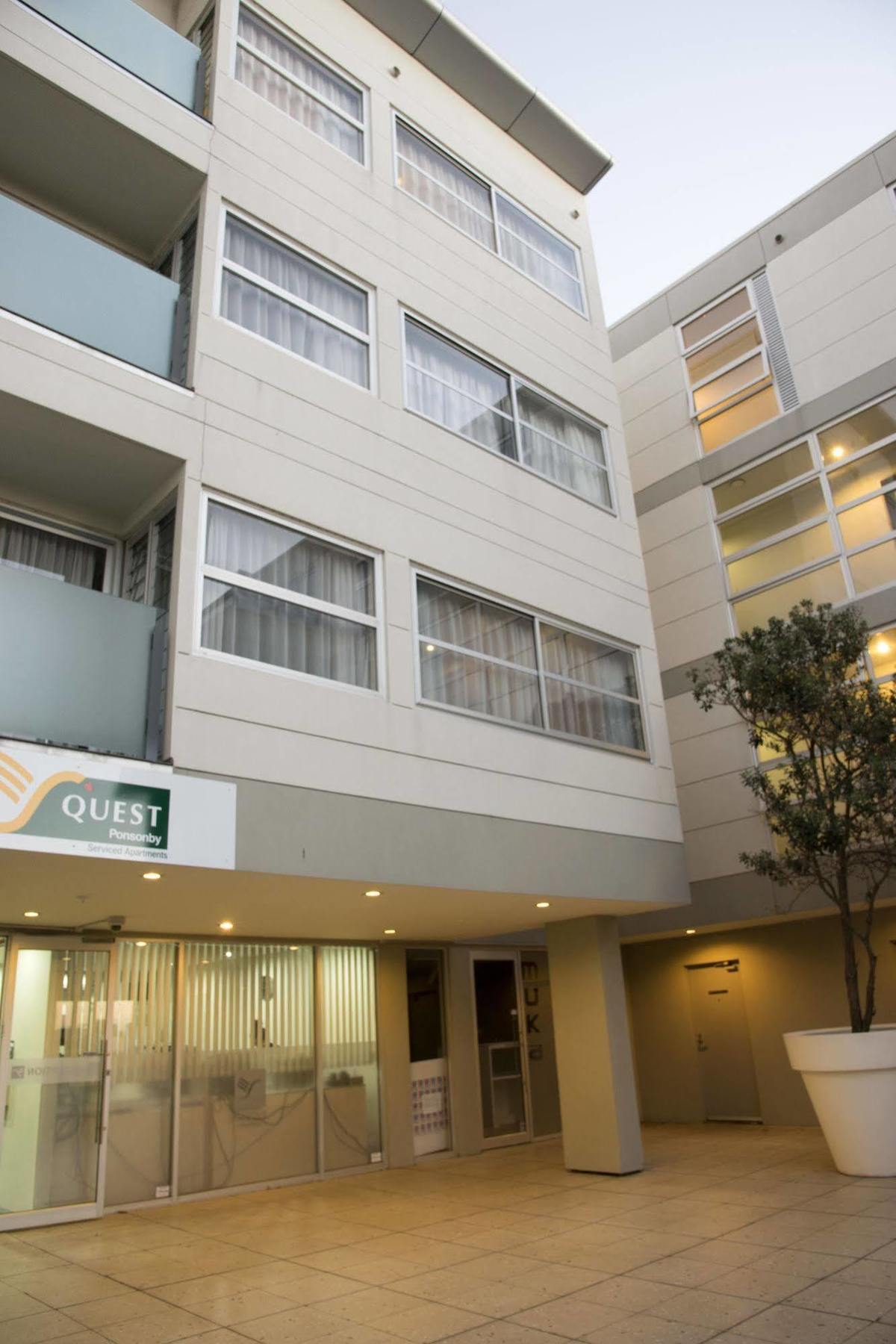 奎斯特庞森比服务式公寓酒店 奥克兰 外观 照片